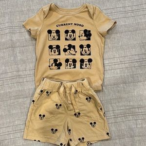 Organic cotton baby gap 2 pc set Disney Mickey Mouse